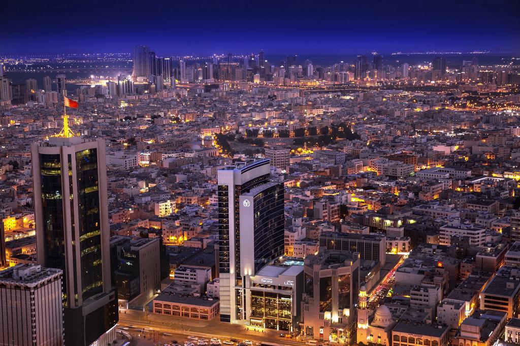 Hotel Downtown Rotana Manáma Exteriér fotografie